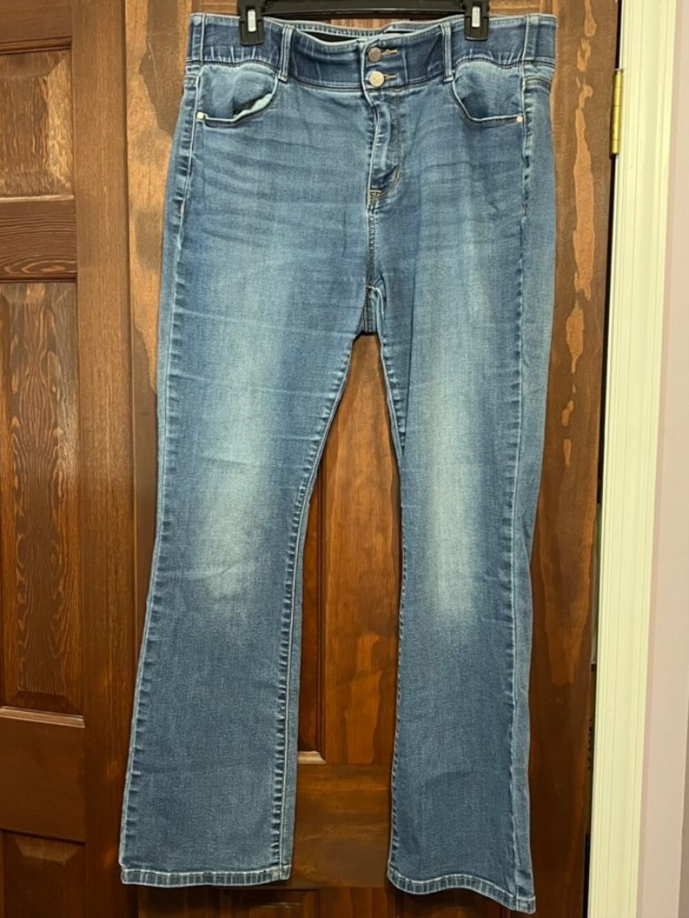 Apt. 9 Tummy Control Midrise Bootcut Jeans Stretch Denim